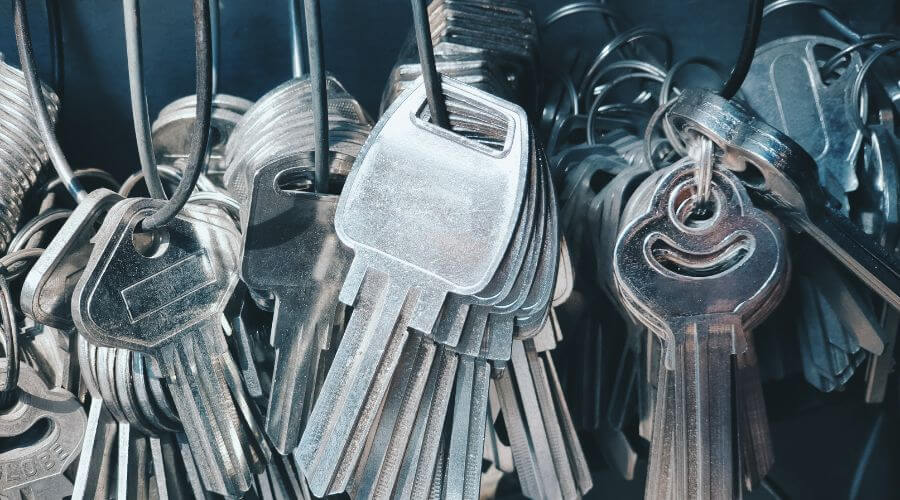 Expert Emergency Roof Repairs services in Muenster, TX